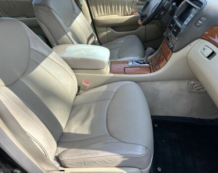 Чорний Лексус ЛС, об'ємом двигуна 4.3 л та пробігом 300 тис. км за 4700 $, фото 15 на Automoto.ua