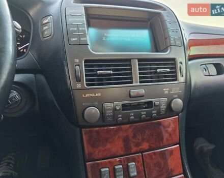 Черный Лексус ЛС, объемом двигателя 4.29 л и пробегом 298 тыс. км за 6500 $, фото 1 на Automoto.ua