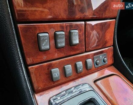 Черный Лексус ЛС, объемом двигателя 4.29 л и пробегом 298 тыс. км за 7700 $, фото 3 на Automoto.ua