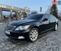 Черный Лексус ЛС, объемом двигателя 4.6 л и пробегом 267 тыс. км за 12999 $, фото 5 на Automoto.ua