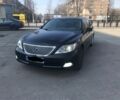 Черный Лексус ЛС, объемом двигателя 4.6 л и пробегом 160 тыс. км за 8000 $, фото 1 на Automoto.ua