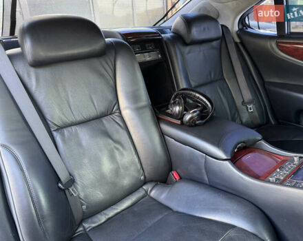 Черный Лексус ЛС, объемом двигателя 4.6 л и пробегом 251 тыс. км за 12500 $, фото 40 на Automoto.ua