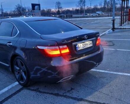 Черный Лексус ЛС, объемом двигателя 4.6 л и пробегом 240 тыс. км за 12000 $, фото 6 на Automoto.ua