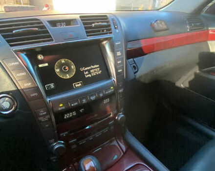 Чорний Лексус ЛС, об'ємом двигуна 4.61 л та пробігом 281 тис. км за 8100 $, фото 6 на Automoto.ua