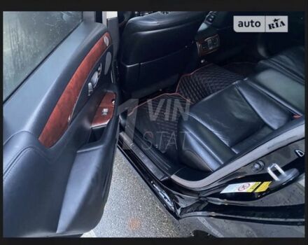 Черный Лексус ЛС, объемом двигателя 4.6 л и пробегом 250 тыс. км за 7800 $, фото 6 на Automoto.ua