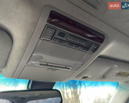 Черный Лексус ЛС, объемом двигателя 4.97 л и пробегом 222 тыс. км за 9900 $, фото 44 на Automoto.ua