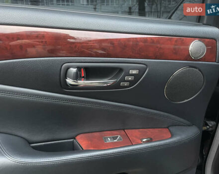 Черный Лексус ЛС, объемом двигателя 4.61 л и пробегом 235 тыс. км за 11999 $, фото 41 на Automoto.ua