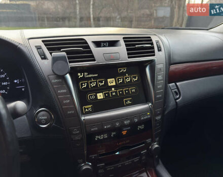 Черный Лексус ЛС, объемом двигателя 4.97 л и пробегом 222 тыс. км за 9900 $, фото 38 на Automoto.ua