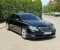 Черный Лексус ЛС, объемом двигателя 4.6 л и пробегом 187 тыс. км за 11400 $, фото 1 на Automoto.ua
