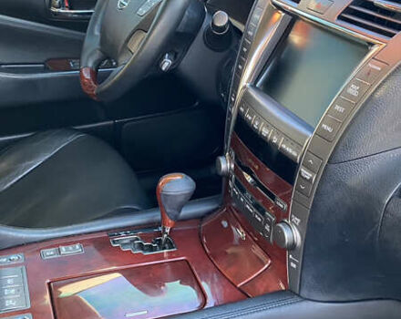 Чорний Лексус ЛС, об'ємом двигуна 4.61 л та пробігом 281 тис. км за 8100 $, фото 4 на Automoto.ua