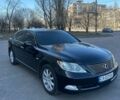 Черный Лексус ЛС, объемом двигателя 4.61 л и пробегом 197 тыс. км за 11700 $, фото 2 на Automoto.ua