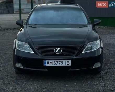 Черный Лексус ЛС, объемом двигателя 4.61 л и пробегом 375 тыс. км за 9100 $, фото 2 на Automoto.ua