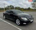 Черный Лексус ЛС, объемом двигателя 4.61 л и пробегом 248 тыс. км за 14700 $, фото 2 на Automoto.ua