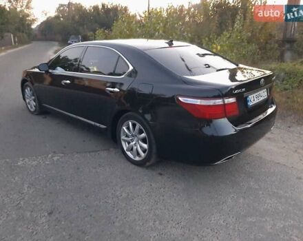 Черный Лексус ЛС, объемом двигателя 4.97 л и пробегом 229 тыс. км за 10800 $, фото 9 на Automoto.ua
