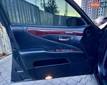 Лексус ЛС 2007 в Одессе на Automoto.ua Черный Лексус ЛС, объемом двигателя 4.61 л и пробегом 291 тыс. км за 6999 $, фото 28 на Automoto.ua