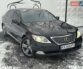 Черный Лексус ЛС, объемом двигателя 4.61 л и пробегом 232 тыс. км за 11900 $, фото 1 на Automoto.ua
