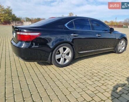 Черный Лексус ЛС, объемом двигателя 4.61 л и пробегом 246 тыс. км за 11500 $, фото 5 на Automoto.ua