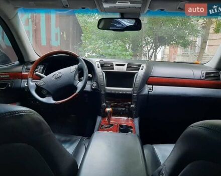 Черный Лексус ЛС, объемом двигателя 4.97 л и пробегом 229 тыс. км за 10800 $, фото 23 на Automoto.ua