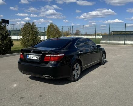 Черный Лексус ЛС, объемом двигателя 4.6 л и пробегом 310 тыс. км за 9000 $, фото 2 на Automoto.ua