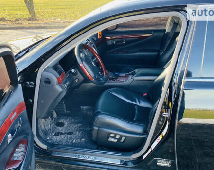Чорний Лексус ЛС, об'ємом двигуна 4.61 л та пробігом 281 тис. км за 8100 $, фото 3 на Automoto.ua