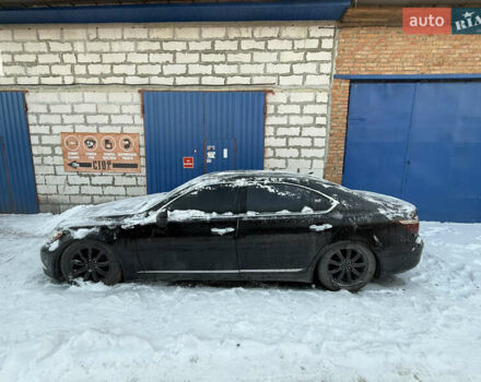 Черный Лексус ЛС, объемом двигателя 4.61 л и пробегом 312 тыс. км за 6300 $, фото 27 на Automoto.ua