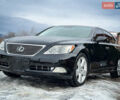 Черный Лексус ЛС, объемом двигателя 4.6 л и пробегом 175 тыс. км за 9900 $, фото 15 на Automoto.ua