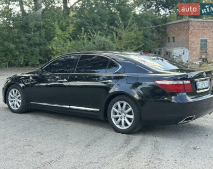 Черный Лексус ЛС, объемом двигателя 4.61 л и пробегом 217 тыс. км за 6900 $, фото 4 на Automoto.ua