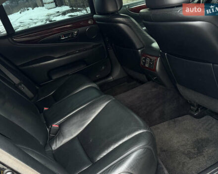 Черный Лексус ЛС, объемом двигателя 4.6 л и пробегом 175 тыс. км за 9900 $, фото 45 на Automoto.ua