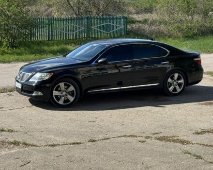 Черный Лексус ЛС, объемом двигателя 4.6 л и пробегом 310 тыс. км за 9000 $, фото 3 на Automoto.ua