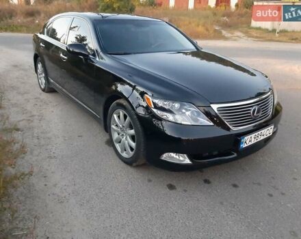Черный Лексус ЛС, объемом двигателя 4.97 л и пробегом 229 тыс. км за 10800 $, фото 4 на Automoto.ua