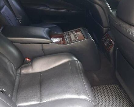 Черный Лексус ЛС, объемом двигателя 4.97 л и пробегом 229 тыс. км за 10800 $, фото 22 на Automoto.ua