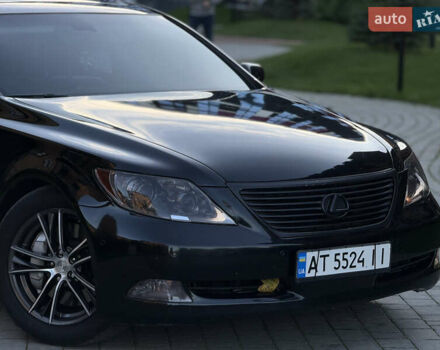 Черный Лексус ЛС, объемом двигателя 4.61 л и пробегом 300 тыс. км за 9900 $, фото 16 на Automoto.ua