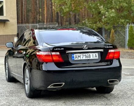 Чорний Лексус ЛС, об'ємом двигуна 4.6 л та пробігом 200 тис. км за 12000 $, фото 2 на Automoto.ua