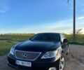 Черный Лексус ЛС, объемом двигателя 4.61 л и пробегом 176 тыс. км за 10700 $, фото 20 на Automoto.ua
