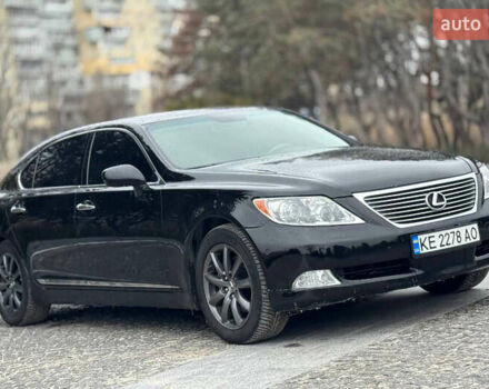 Чорний Лексус ЛС, об'ємом двигуна 0 л та пробігом 272 тис. км за 8500 $, фото 7 на Automoto.ua