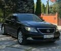 Черный Лексус ЛС, объемом двигателя 4.61 л и пробегом 300 тыс. км за 9100 $, фото 1 на Automoto.ua