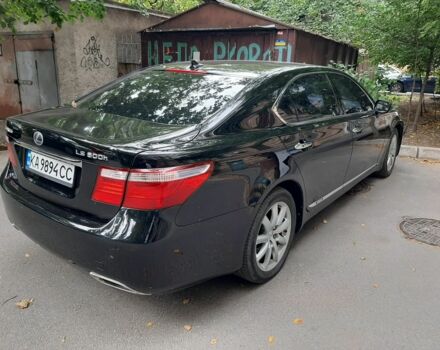 Черный Лексус ЛС, объемом двигателя 5 л и пробегом 229 тыс. км за 10500 $, фото 11 на Automoto.ua