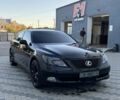 Черный Лексус ЛС, объемом двигателя 4.6 л и пробегом 280 тыс. км за 14049 $, фото 12 на Automoto.ua