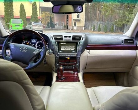Чорний Лексус ЛС, об'ємом двигуна 4.6 л та пробігом 200 тис. км за 12000 $, фото 8 на Automoto.ua