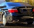 Черный Лексус ЛС, объемом двигателя 4.6 л и пробегом 190 тыс. км за 15000 $, фото 1 на Automoto.ua