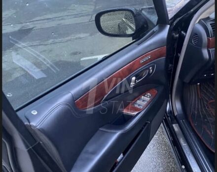 Черный Лексус ЛС, объемом двигателя 4.6 л и пробегом 250 тыс. км за 7800 $, фото 5 на Automoto.ua