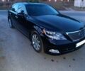 Черный Лексус ЛС, объемом двигателя 5 л и пробегом 229 тыс. км за 10500 $, фото 18 на Automoto.ua