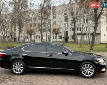 Черный Лексус ЛС, объемом двигателя 4.97 л и пробегом 222 тыс. км за 9900 $, фото 6 на Automoto.ua