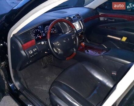 Черный Лексус ЛС, объемом двигателя 4.97 л и пробегом 229 тыс. км за 10800 $, фото 11 на Automoto.ua