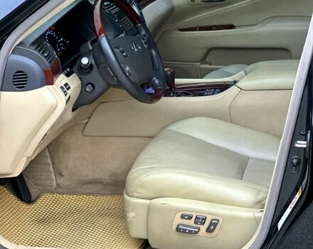 Чорний Лексус ЛС, об'ємом двигуна 4.6 л та пробігом 200 тис. км за 12000 $, фото 6 на Automoto.ua