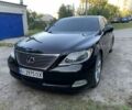 Черный Лексус ЛС, объемом двигателя 4.6 л и пробегом 260 тыс. км за 11500 $, фото 1 на Automoto.ua