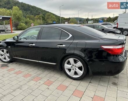 Чорний Лексус ЛС, об'ємом двигуна 4.61 л та пробігом 229 тис. км за 11500 $, фото 2 на Automoto.ua
