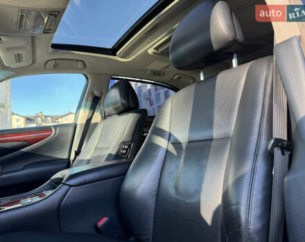 Черный Лексус ЛС, объемом двигателя 4.6 л и пробегом 251 тыс. км за 12500 $, фото 34 на Automoto.ua