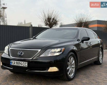 Черный Лексус ЛС, объемом двигателя 4.97 л и пробегом 222 тыс. км за 9900 $, фото 1 на Automoto.ua
