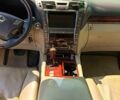 Черный Лексус ЛС, объемом двигателя 4.6 л и пробегом 185 тыс. км за 10400 $, фото 8 на Automoto.ua